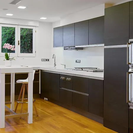 Ondarreta - Singular Y Exclusivo * Saint-Sébastien