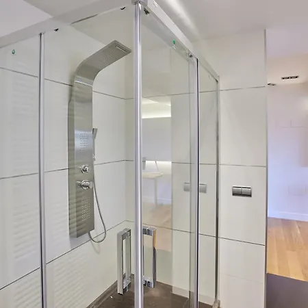 Singular Y Espacioso Apartamento Ondarreta Beach Apartment San Sebastian